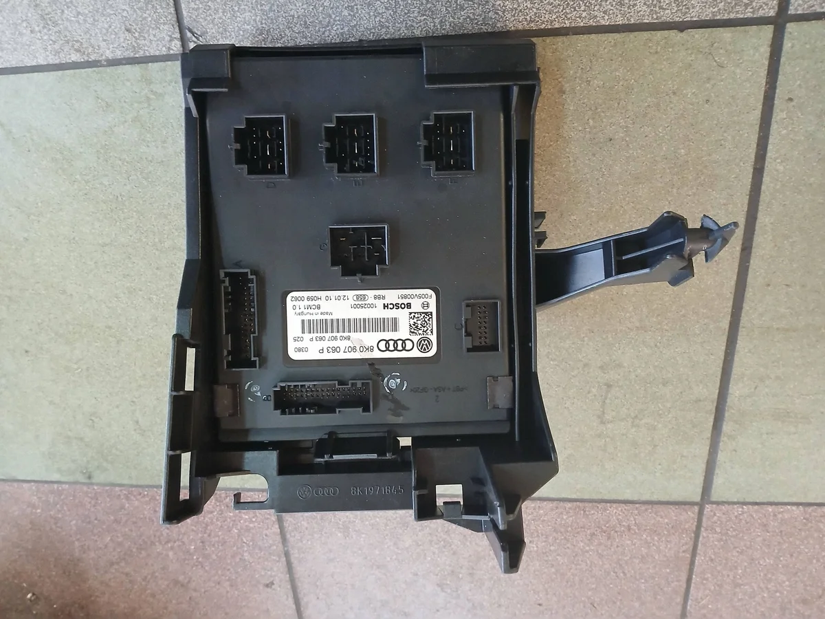 Módulo de Conforto Audi A4 S4 B8 8K0907063P