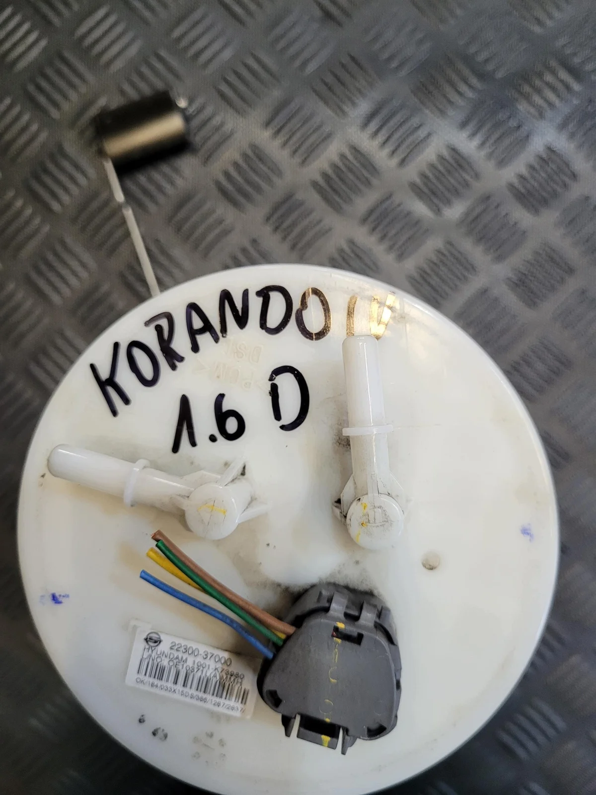 Polttoainepumppu SsangYong Korando 22300-37000 image 4