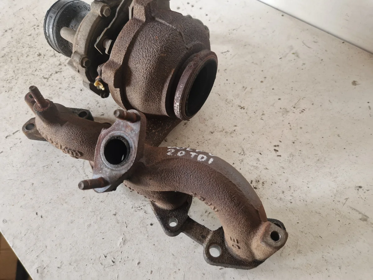 Turbocharger VW Golf V 2.0 TDI