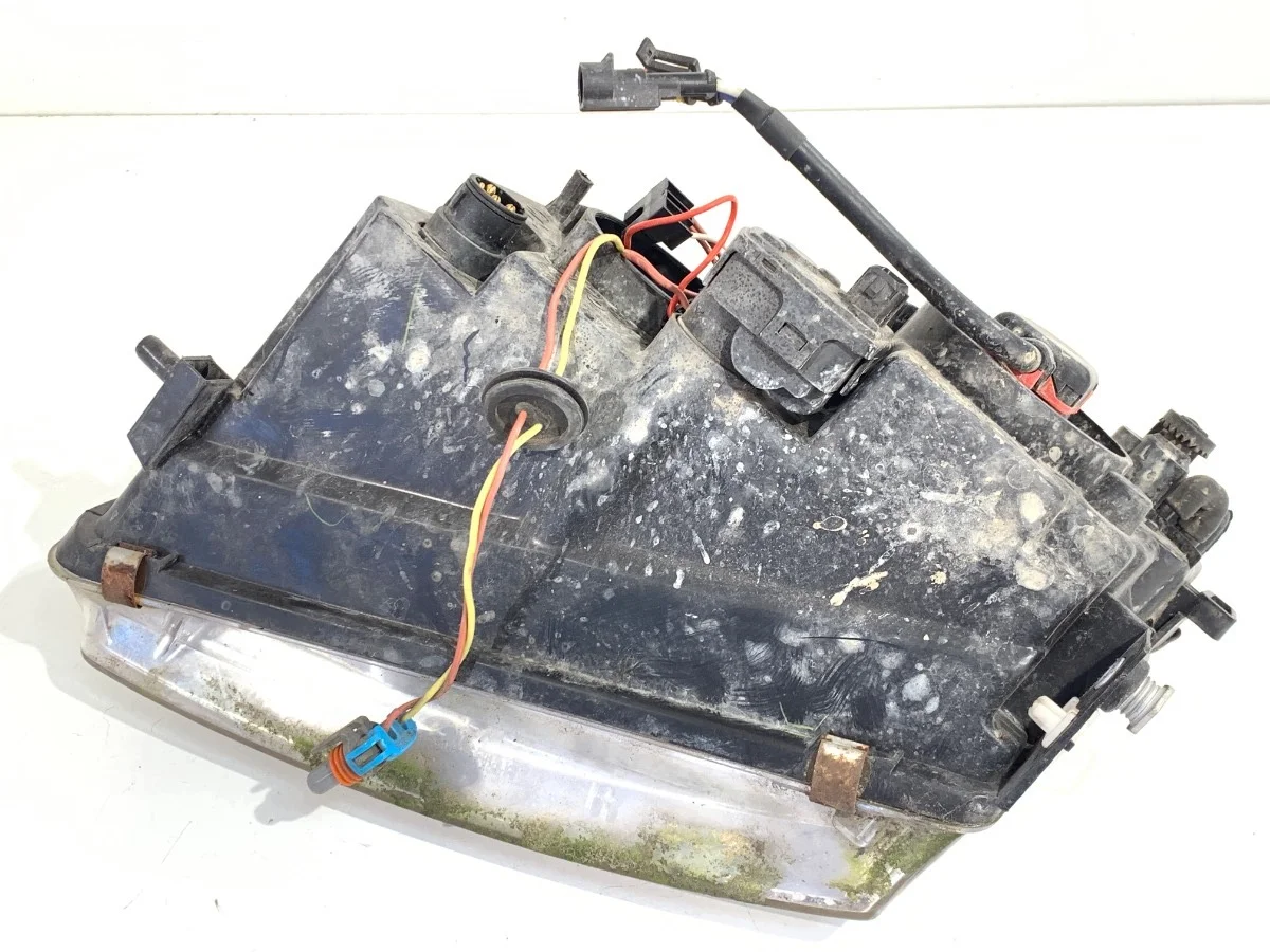 VW Passat B5 Scheinwerfer rechts vorne image 3