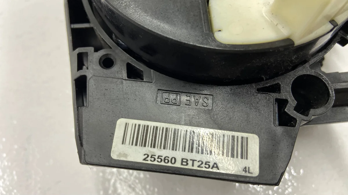 Ohjauskulma-anturi Nissan Qashqai J10 47945JD00A