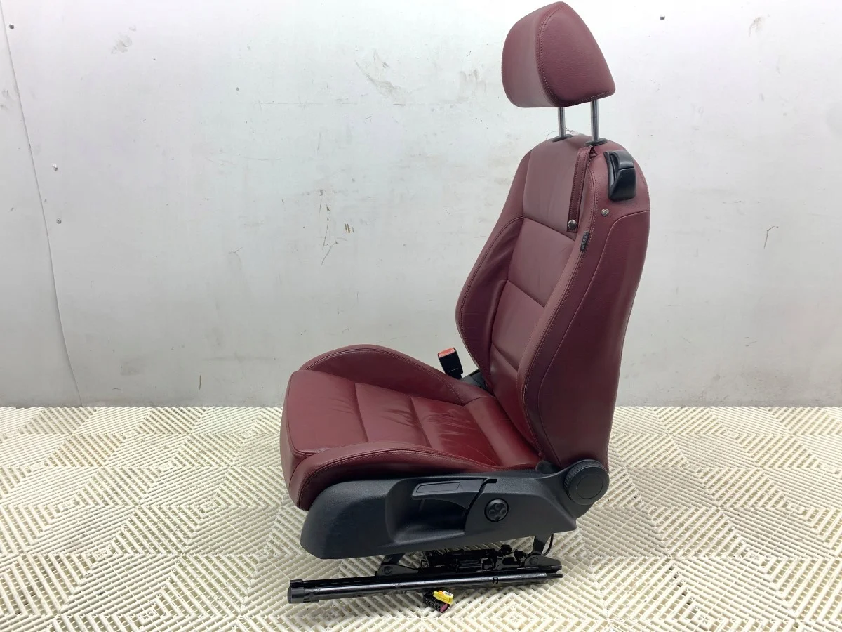 VW Eos Seat - Left Front image 4
