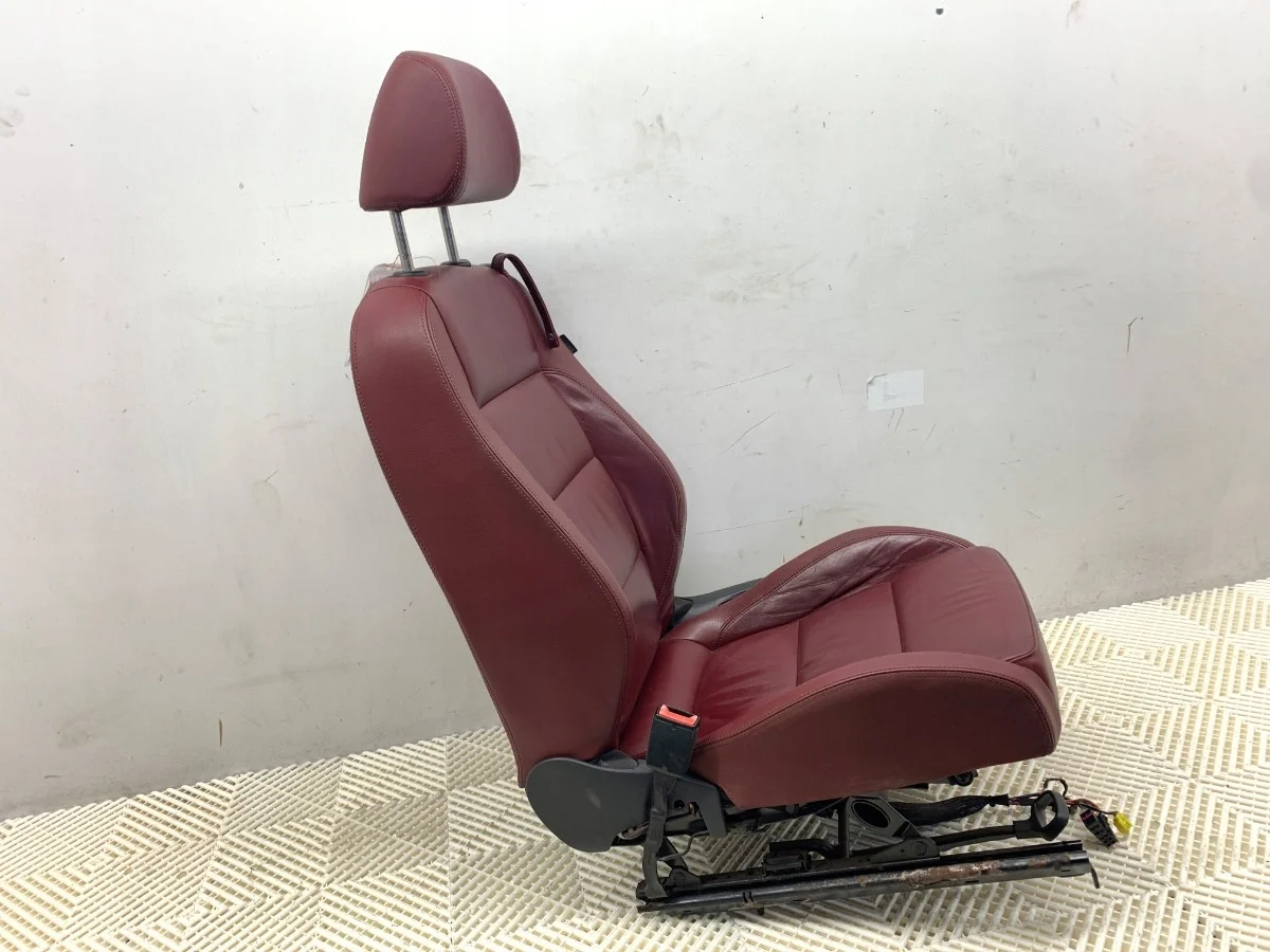 VW Eos Seat - Left Front image 6