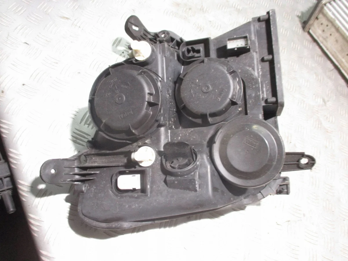 Opel Meriva A Farol Esquerdo 89308559 image 3
