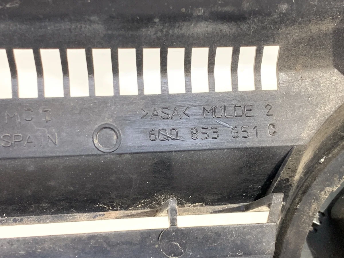 Kühlergrillblende VW Polo IV 9N 6Q0853651C image 6