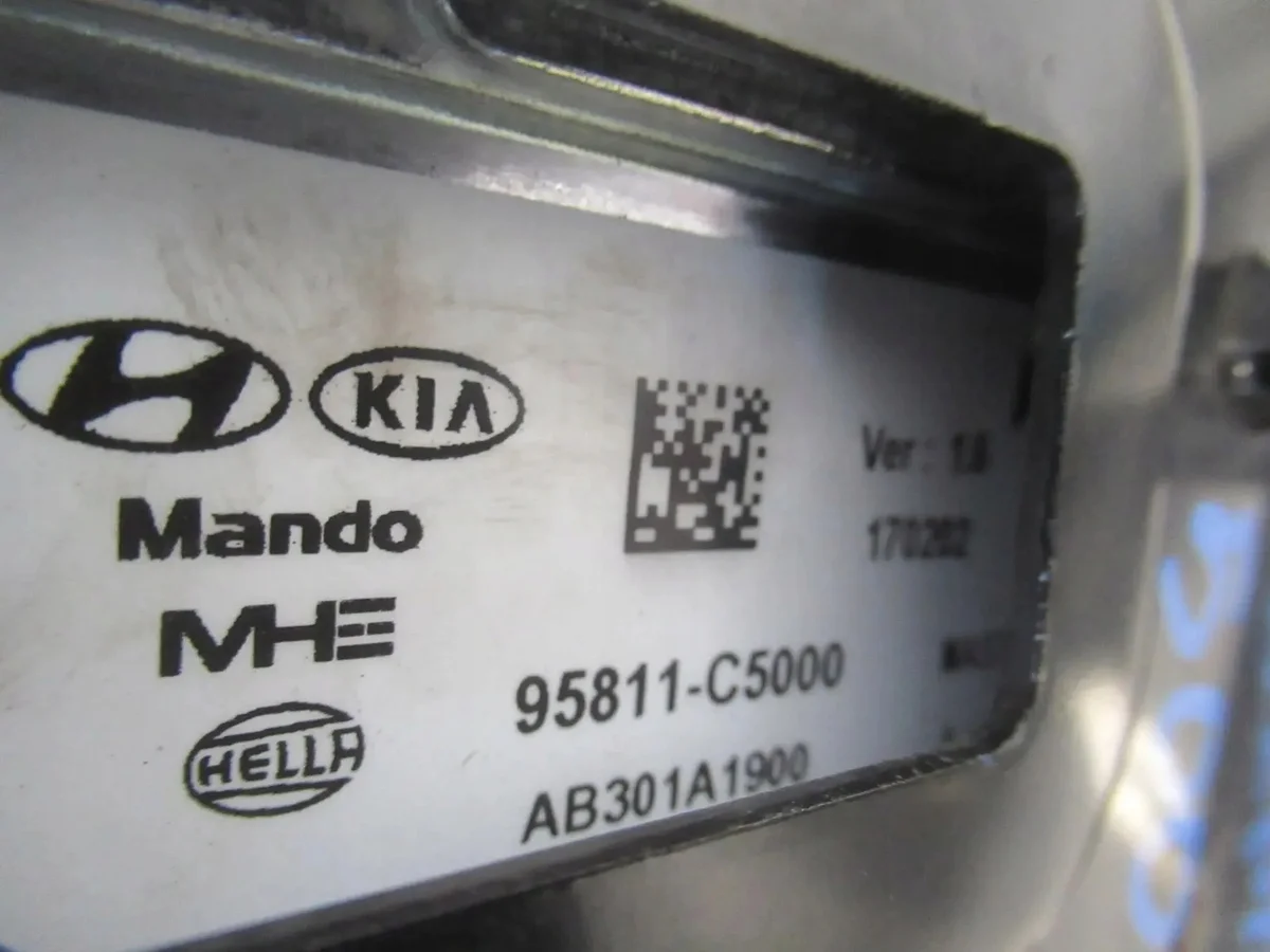 Radarsensor hinten links Kia Sorento III 95811-C5000 image 7