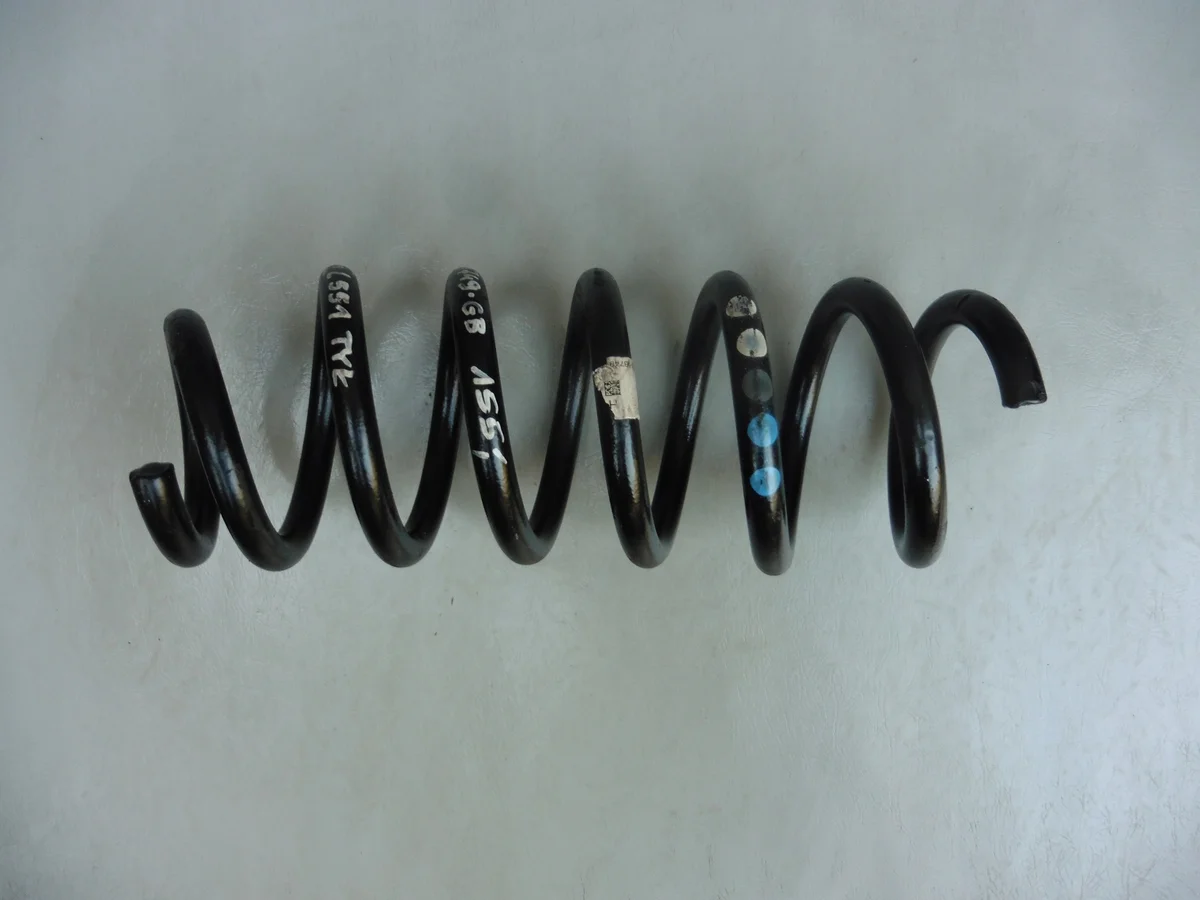 Mola Suspensão Traseira Range Rover Evoque II L551 K8D2-5B749-GB