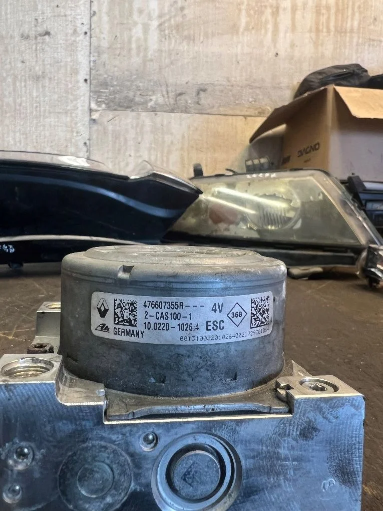 ABS pomp Renault Espace V JR 476600737R image 7