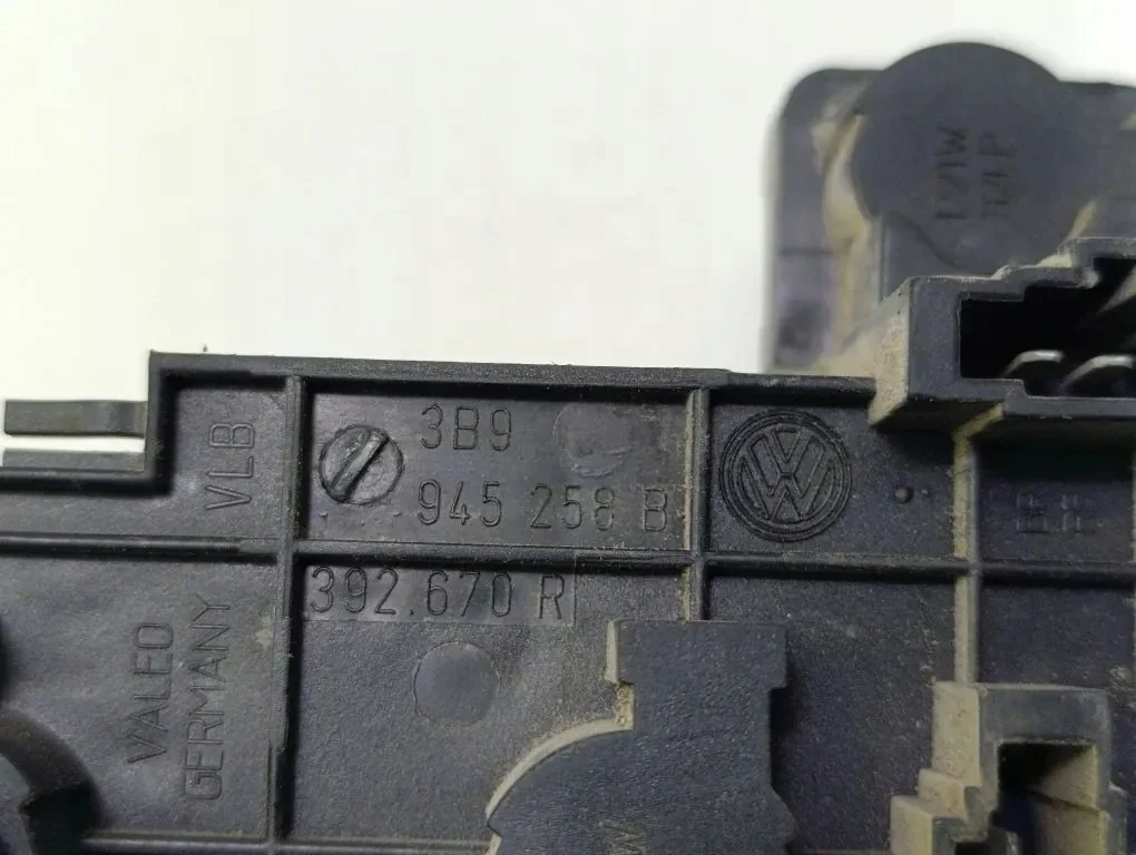 Contatti lampada posteriore VW Passat B5 3B9945258B image 7