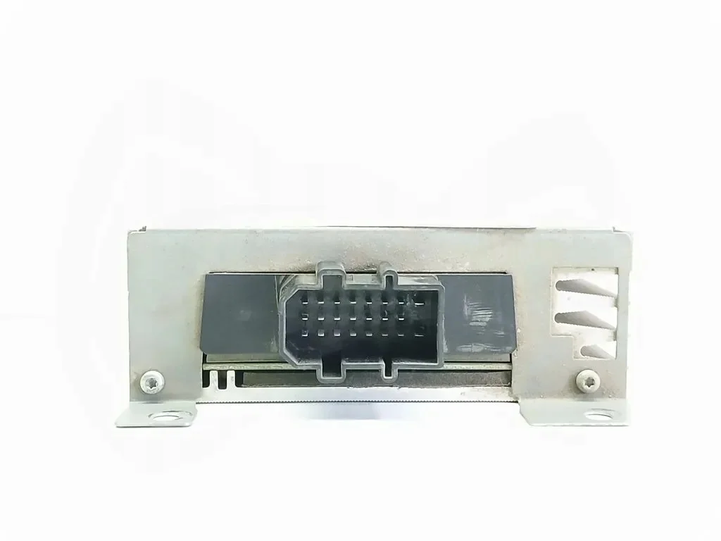 Audi Amplificatore 8E9035223D image 4