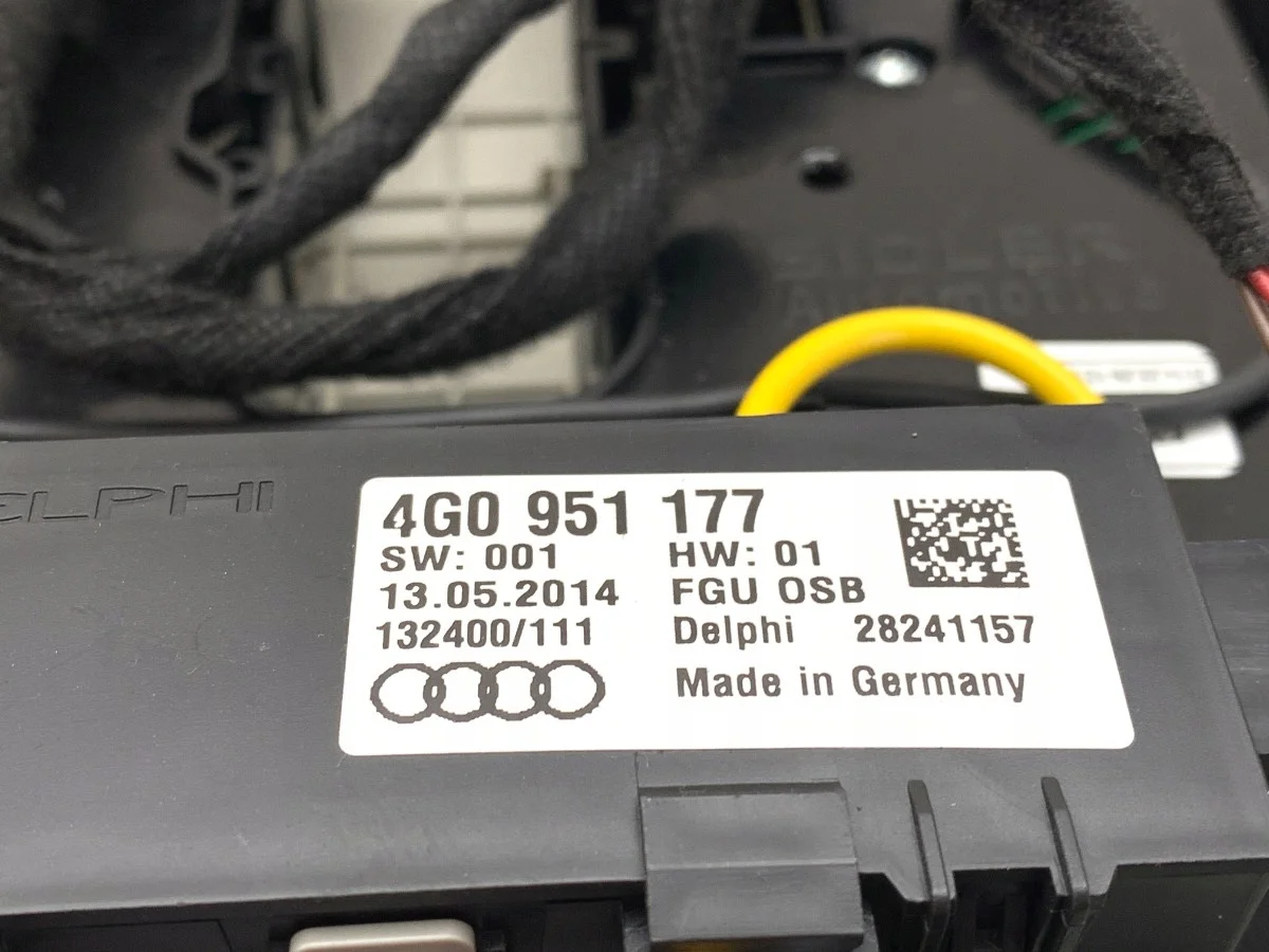 Innenleuchte Audi A6 C7 4G0951177 image 4