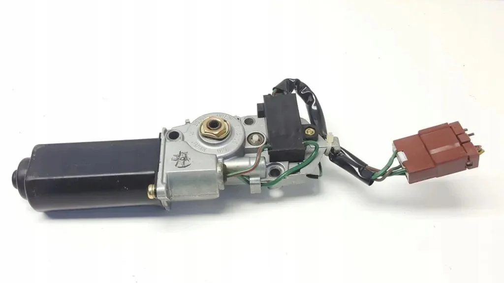 Motor Teto Solar Rover 620 8331001080