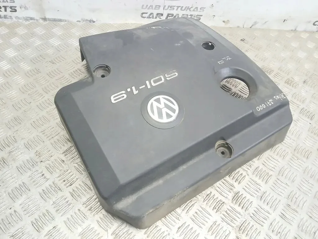 Moottorin suojus Volkswagen 038103925L