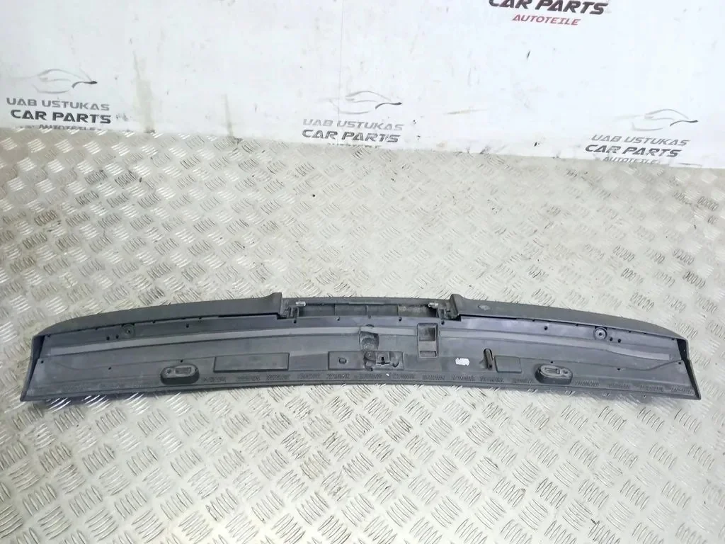 Spoiler bagagelucka Ford C-MAX I 3M51R44210A image 4