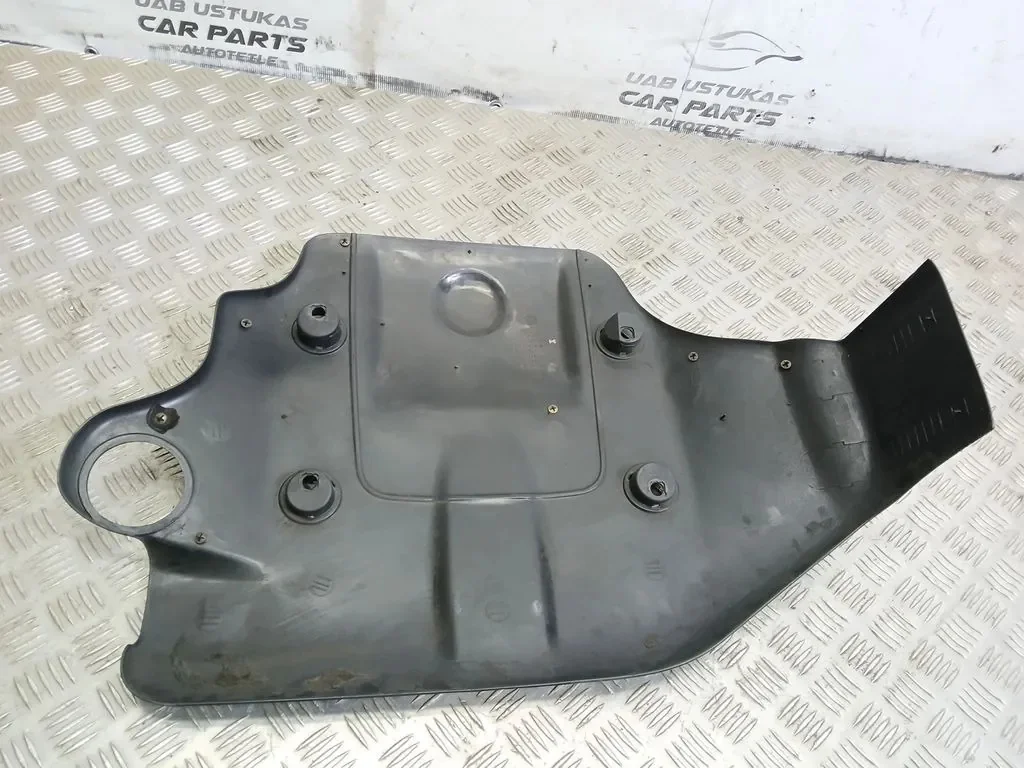 Skoda Superb B5 2003 Cobertura Superior Motor 059103925C image 4