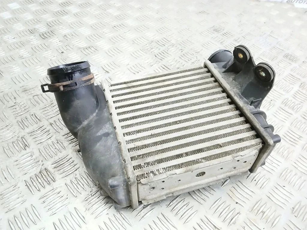 Intercooler Skoda Octavia 1.9 TDI 1J0145803S