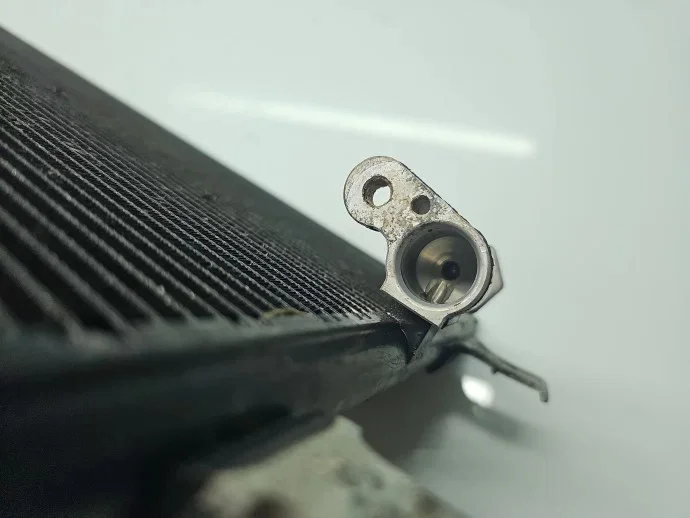 Audi Air Conditioning Radiator 4G0260401B image 5