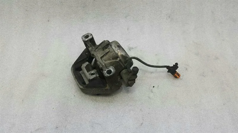 Support moteur gauche Audi A7 4G 3.0 TDI AUDA711-61149HV image 3