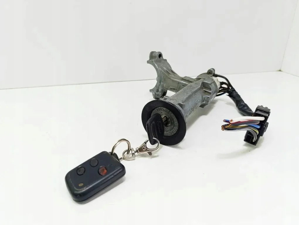 Toyota Corolla Ignition Switch 45020127