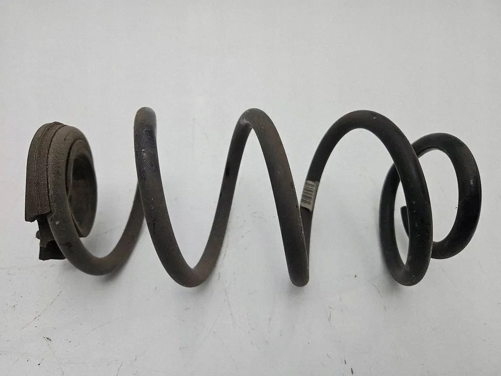 Mola Traseira Mini One Cooper F56 F55 685246701