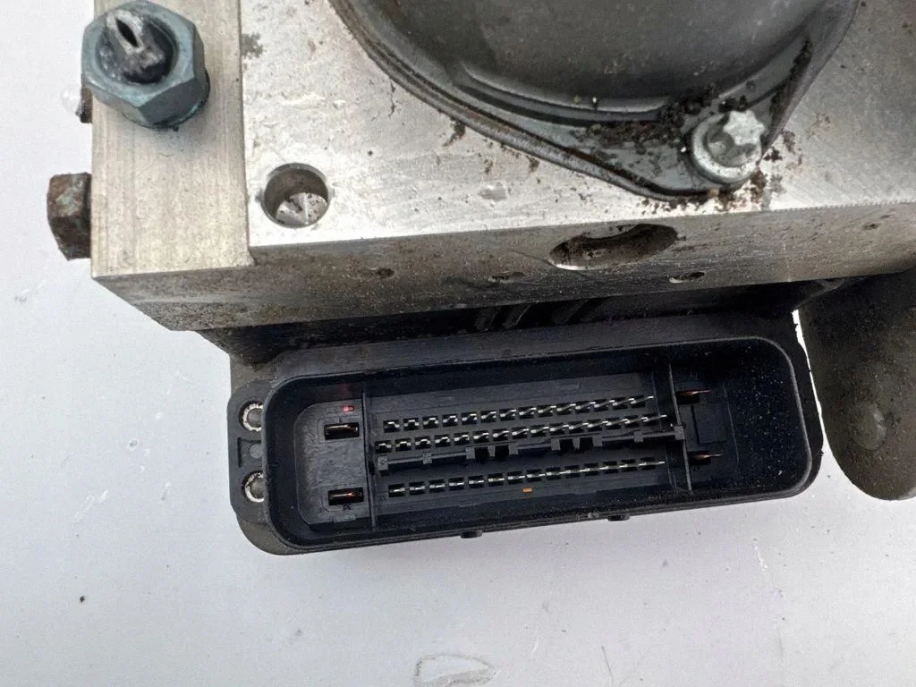 ABS pomp Audi A6 Allroad 4G0614517AA image 4