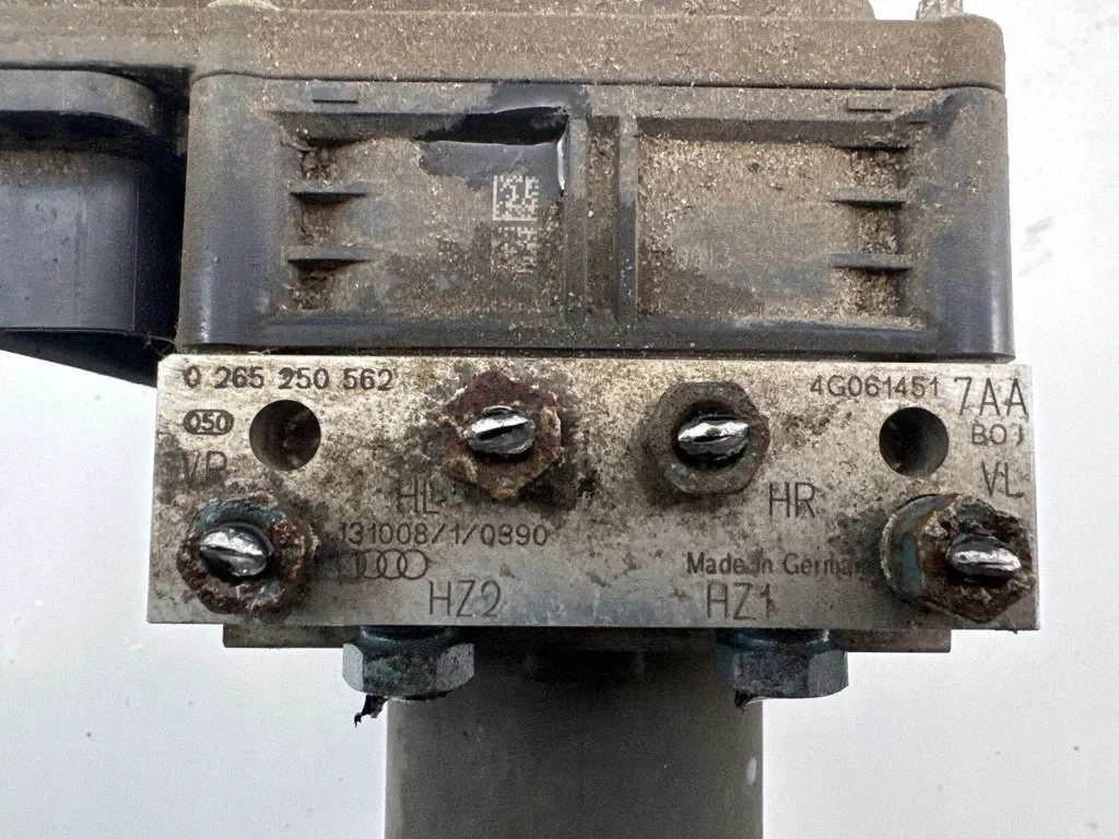 ABS pomp Audi A6 Allroad 4G0614517AA image 6