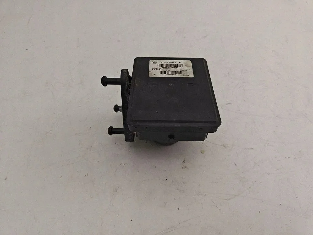 Mercedes-Benz C-Class (S205) ABS Pump A008N065A