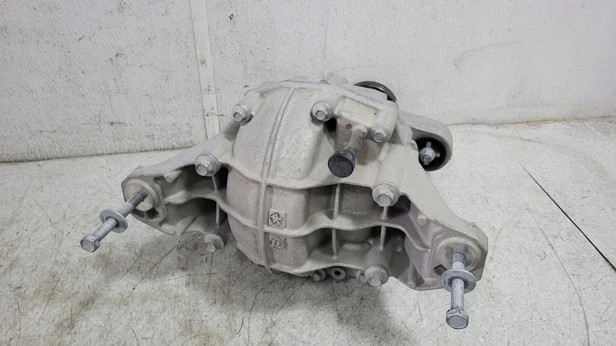 Bakre differential JEEP GRAND CHEROKEE WL P68504043AA image 4