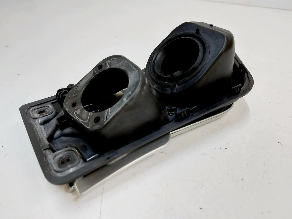 Polttoainetankin luukku Ford Transit Custom PZ31-V27936-A image 6
