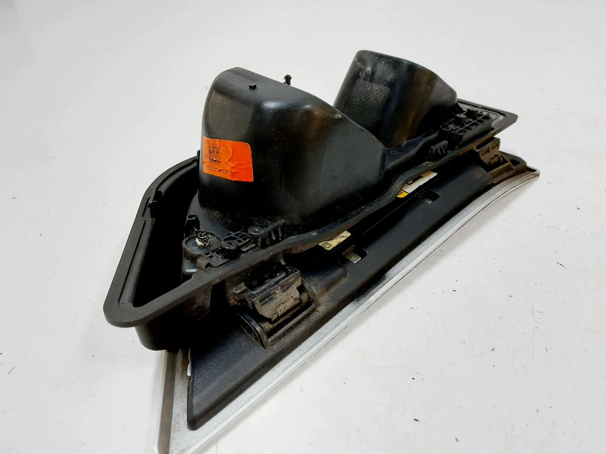 Polttoainetankin luukku Ford Transit Custom PZ31-V27936-A image 7