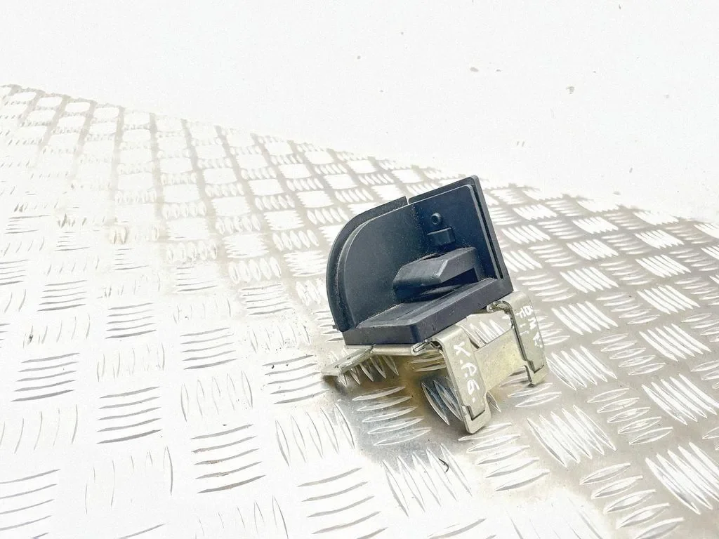 Volet de coffre BMW X3 F25 9168473