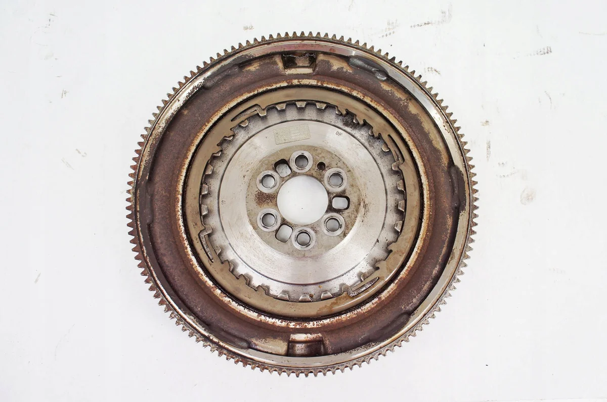 Skoda Scala 1.6 TDI Dual Mass Flywheel 03L105266EL
