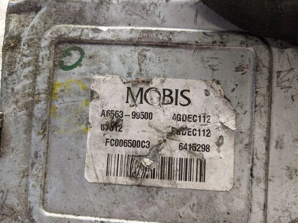 Ohjaustehostimen ohjausyksikkö Mitsubishi FC006500C3