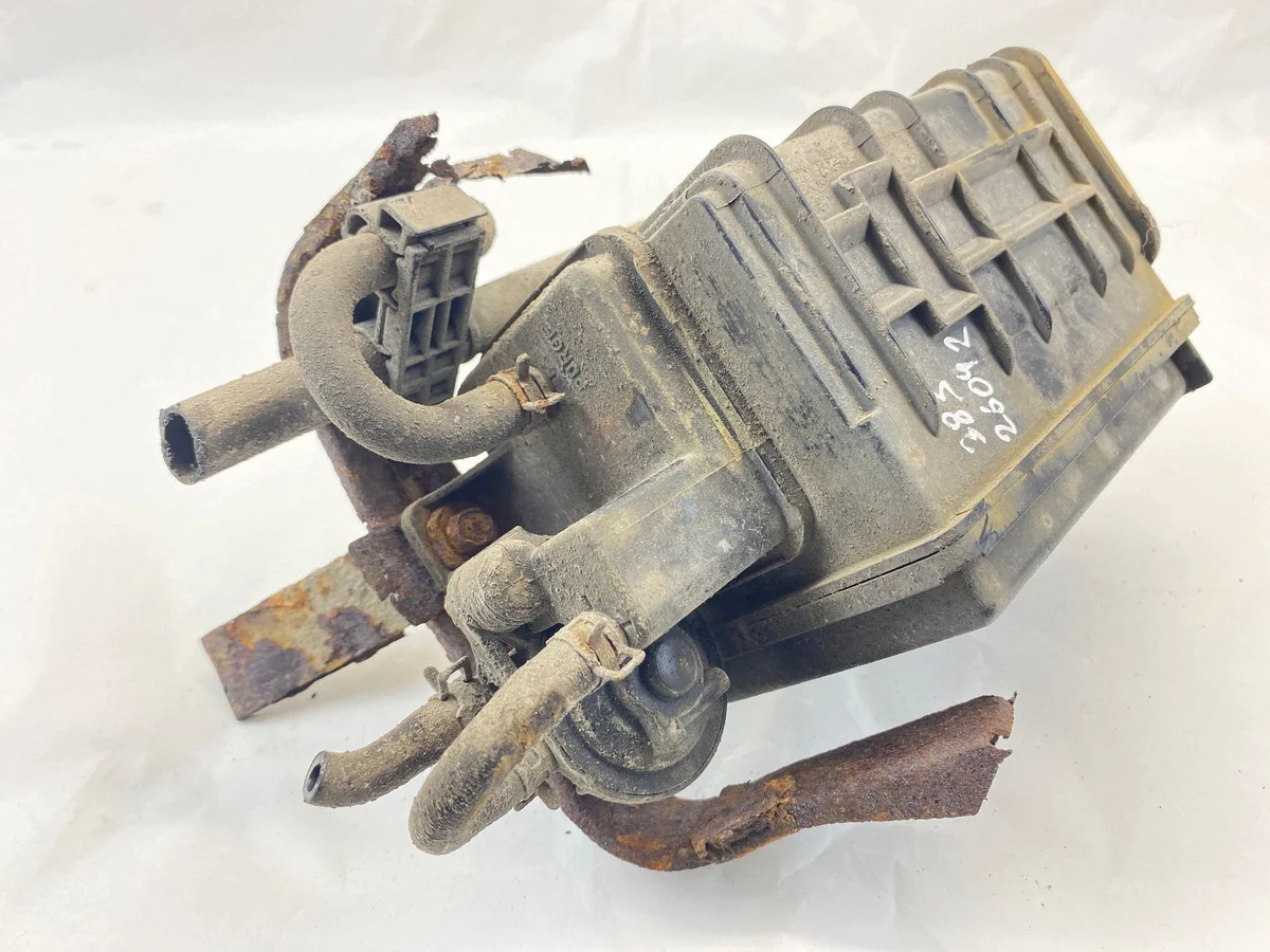 Honda CR-V Kraftstoff-Kohlefilter 17300SNA013
