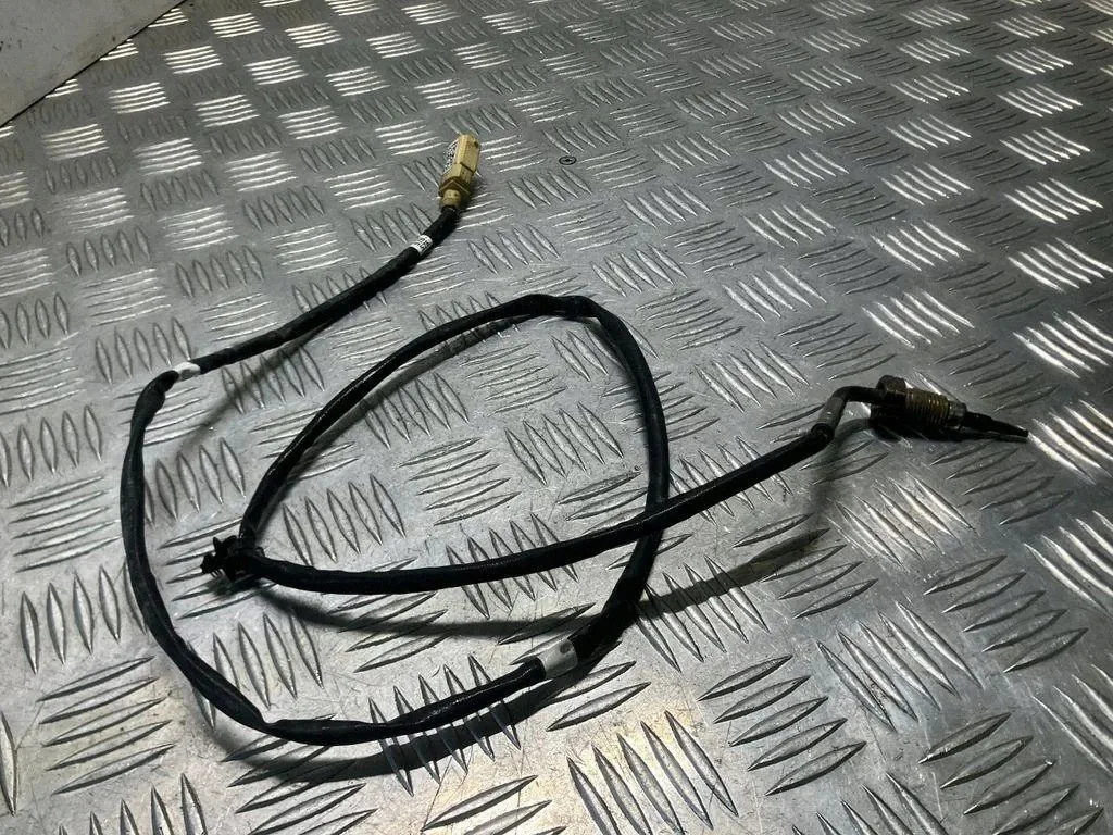 Volkswagen 04L906088HE pakokaasun lämpötila-anturi
