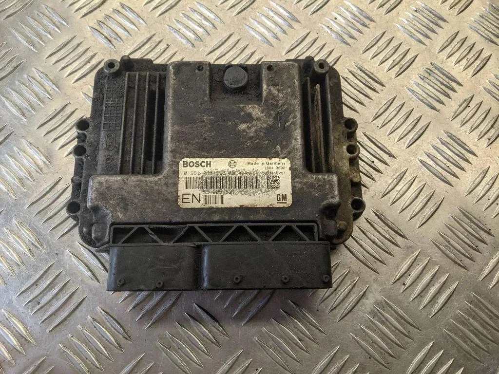 Kit de encendido Opel Zafira B 55205621