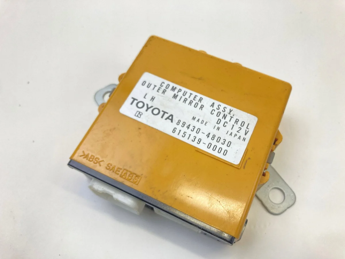 Módulo de espejos Lexus RX 300 8943048030