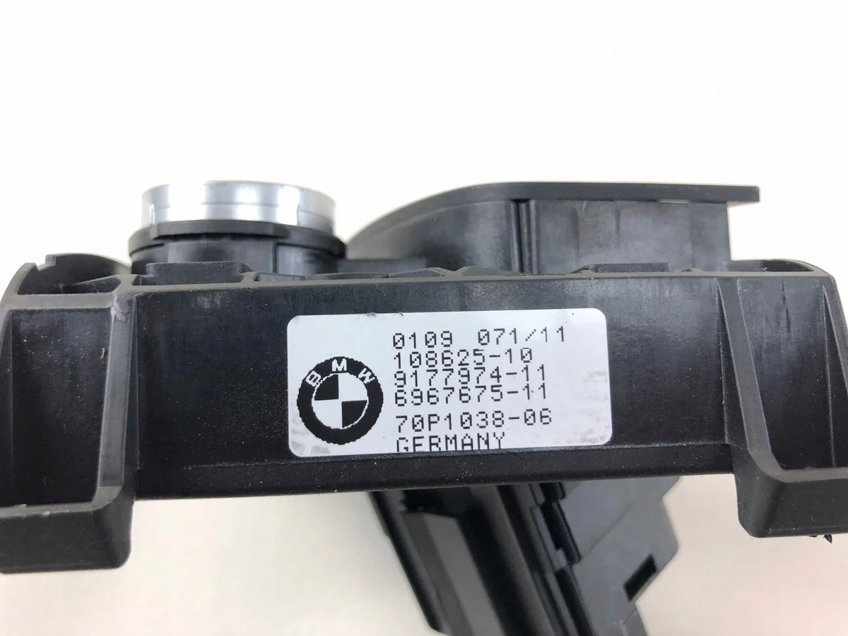 BMW X5 E70 Zündschloss 10862510 image 3