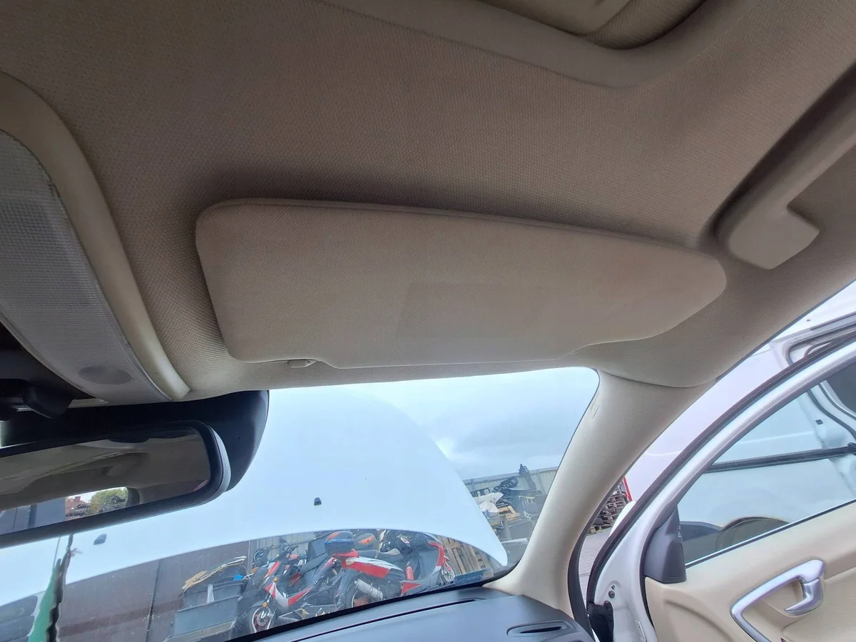 Volvo S60 II Garniture de toit avec toit ouvrant Beige ID241153 image 4