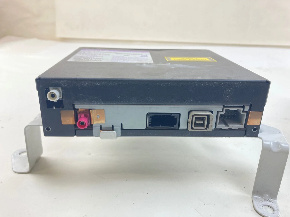 CD/DVD-vaihtaja Volvo XC60 31310259AA