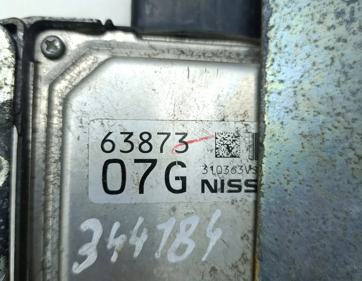 Styrdon växellåda Nissan 310F63VA0A image 6