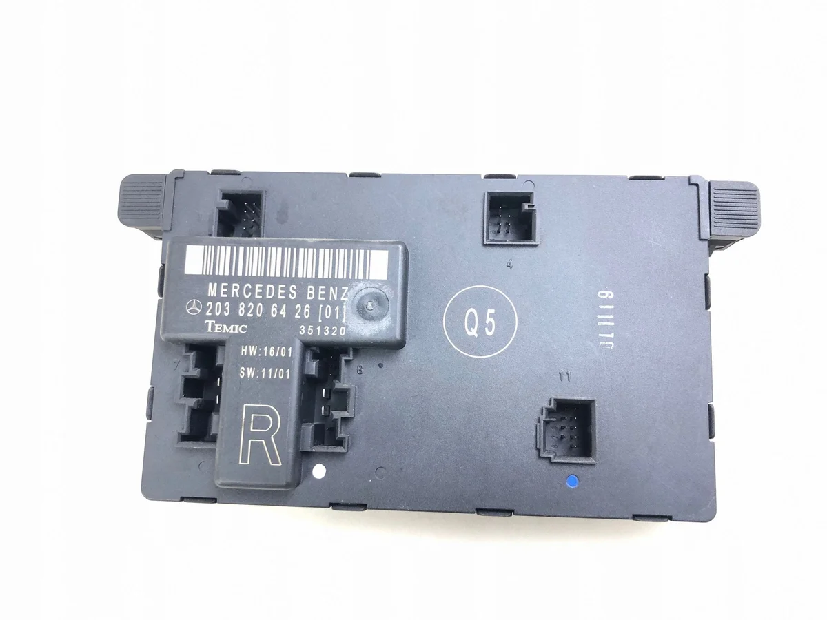Dörrmodul höger fram Mercedes-Benz C W203 2038206426
