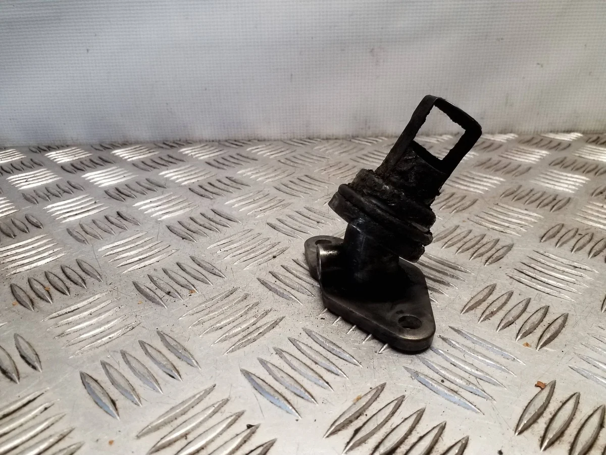Tubo EGR BMW 1 F20 F21 VAI67619