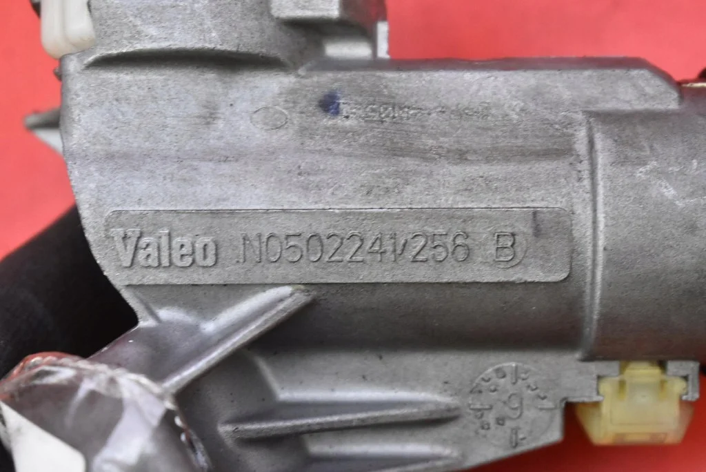 Toyota Yaris Virtalukko 256B image 7