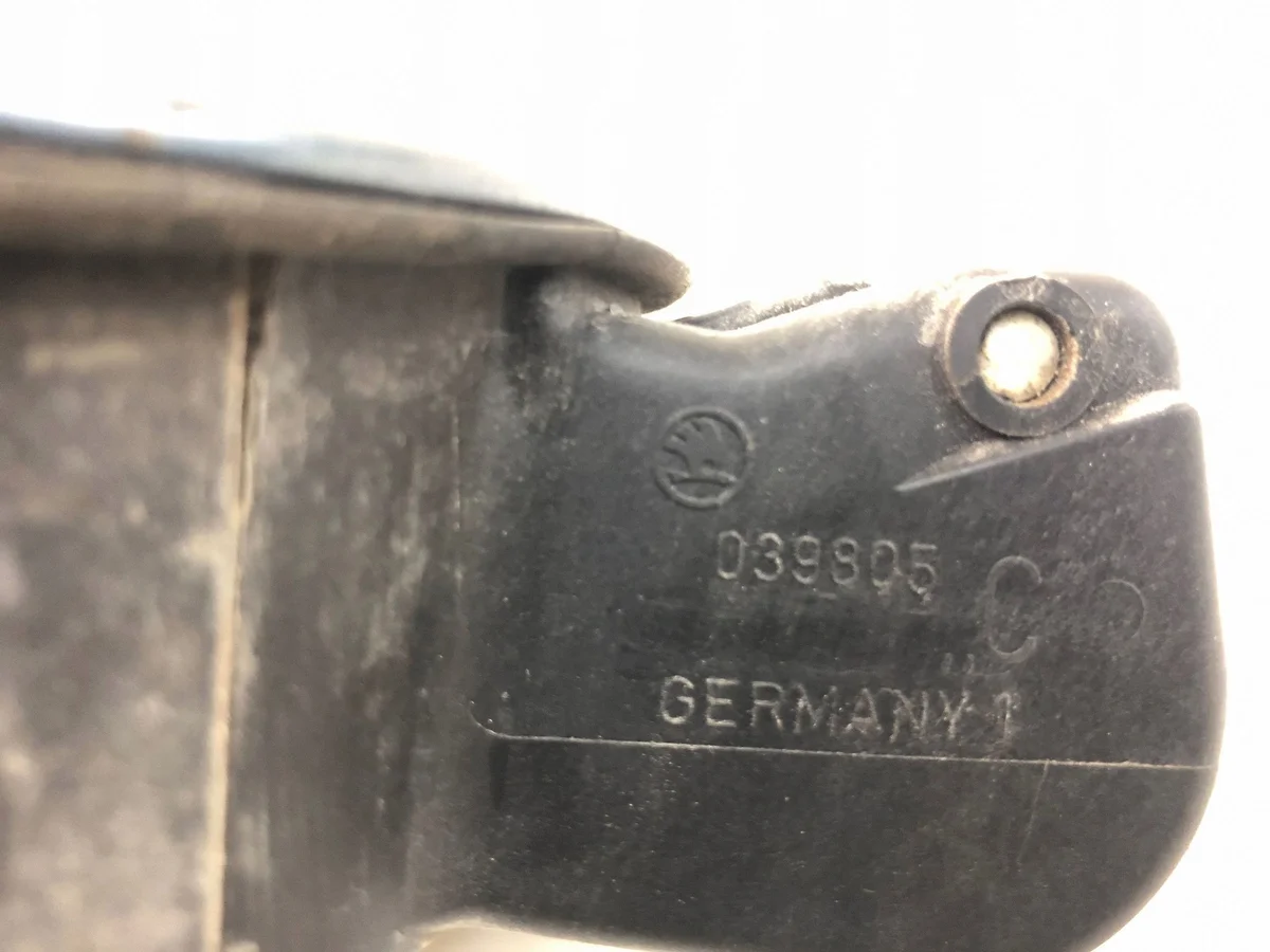 Skoda Fabia Fuel Filler Flap 039805C