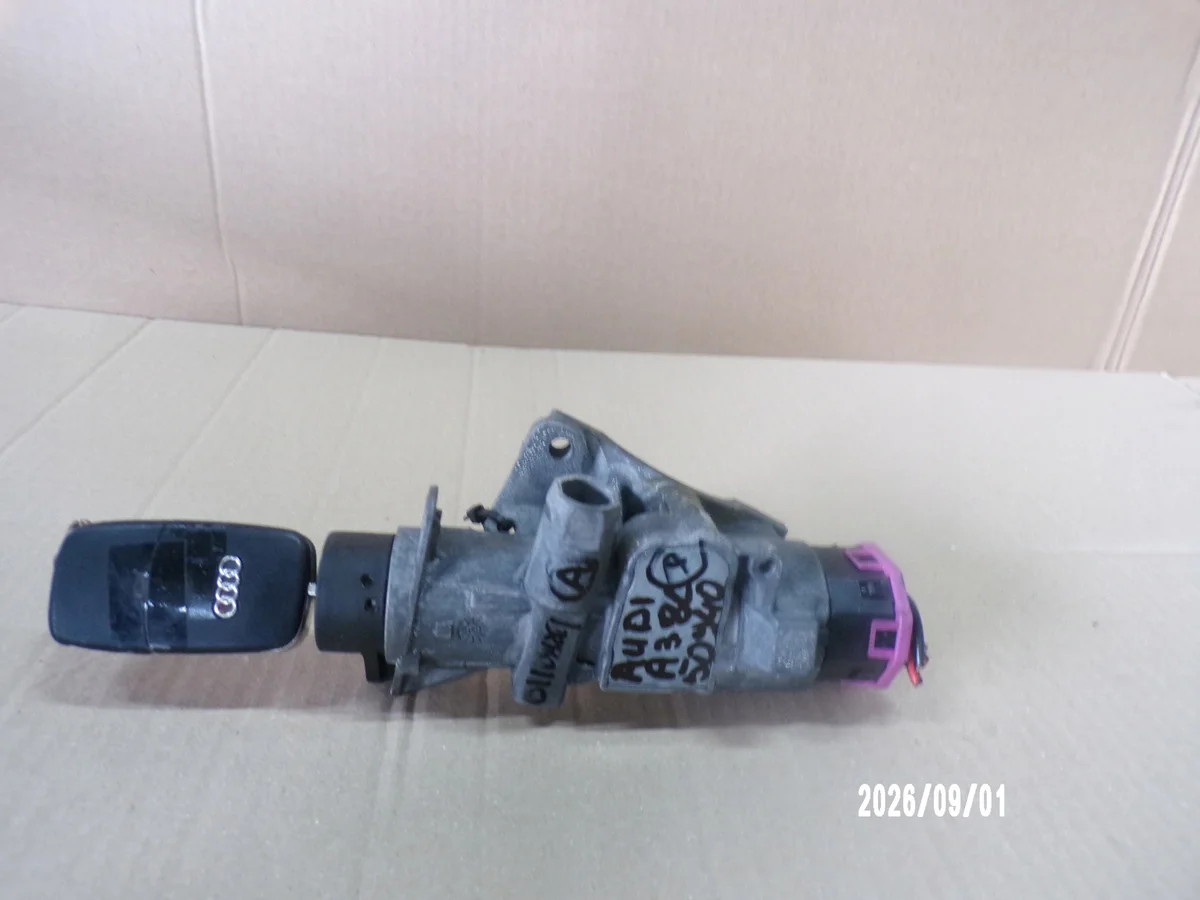 Contacteur d'allumage Audi A3 8L 4B0905851