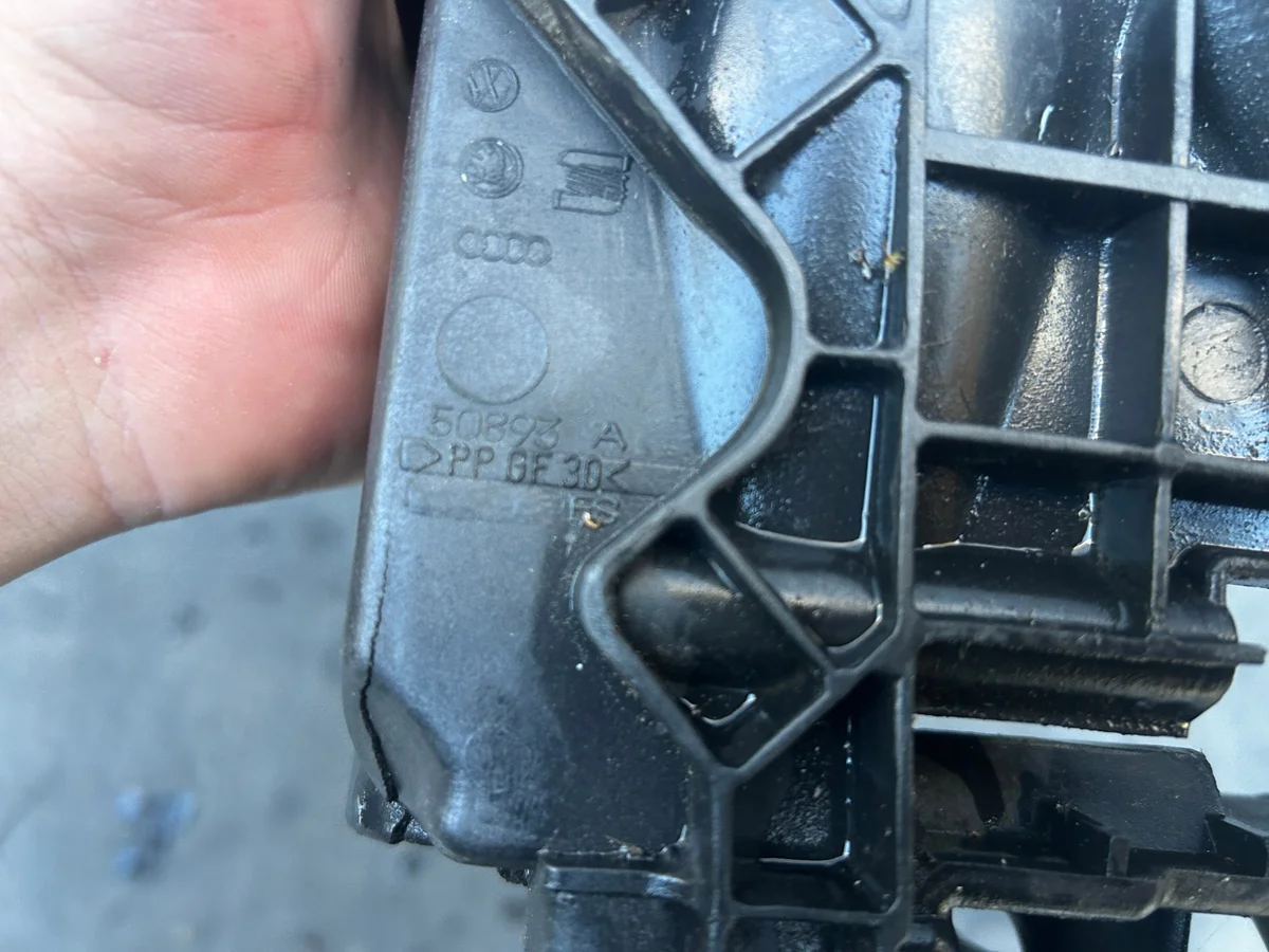 Halterung Batterie VW Golf VII / Leon / A3 8V 5Q0915321H image 4