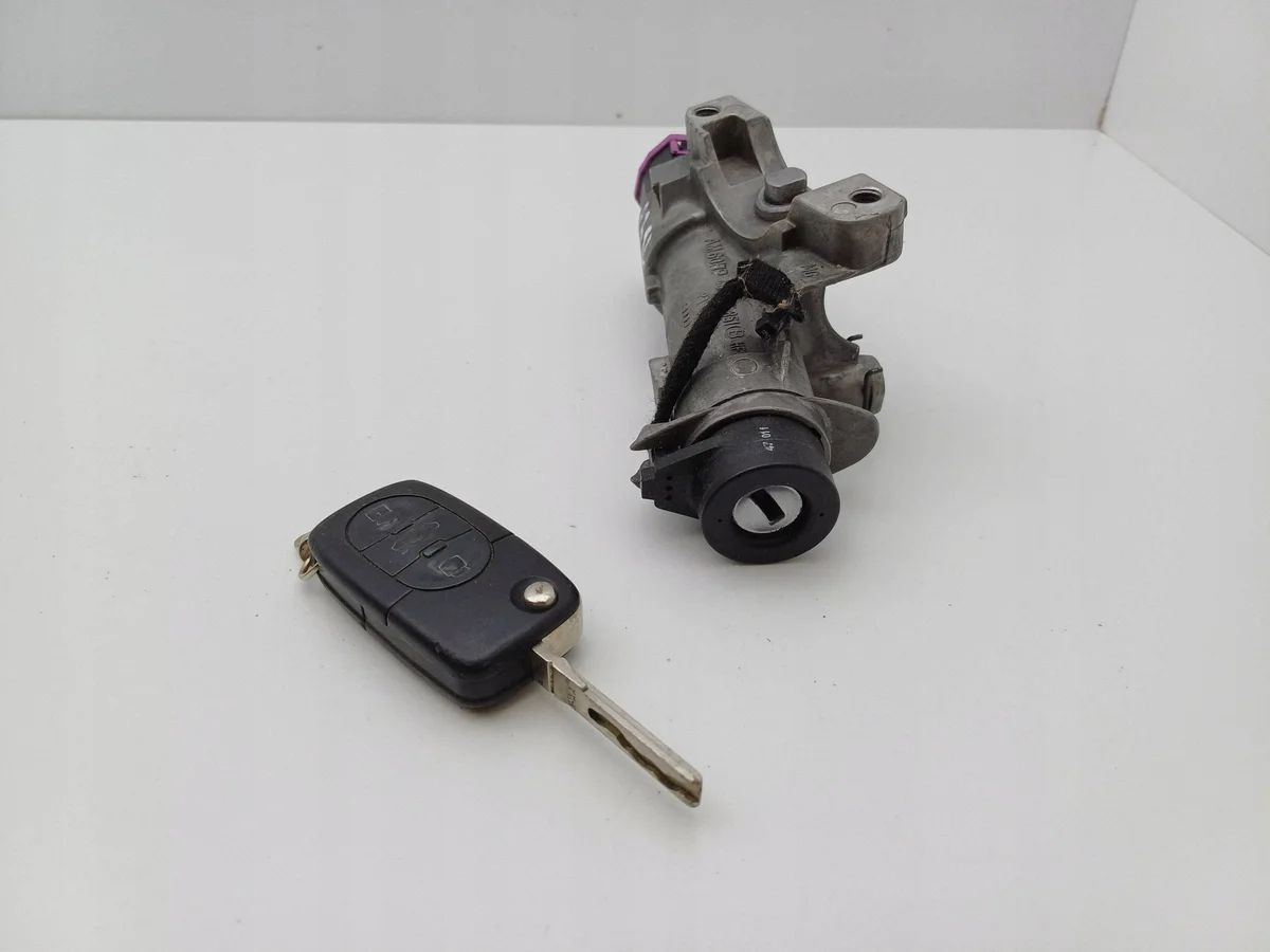 Audi A3 8L Interruptor de encendido 4B0905851B DRC129687