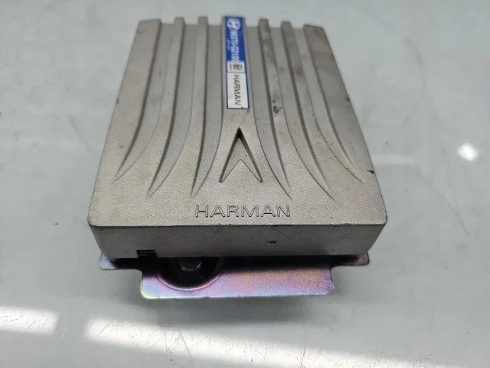 Audioversterker Hyundai Ioniq 96370-G2100 thumbnail 1
