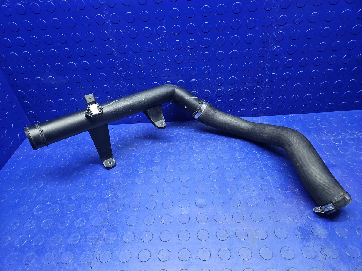 Luftrör Intercooler VW Crafter 2E0145762